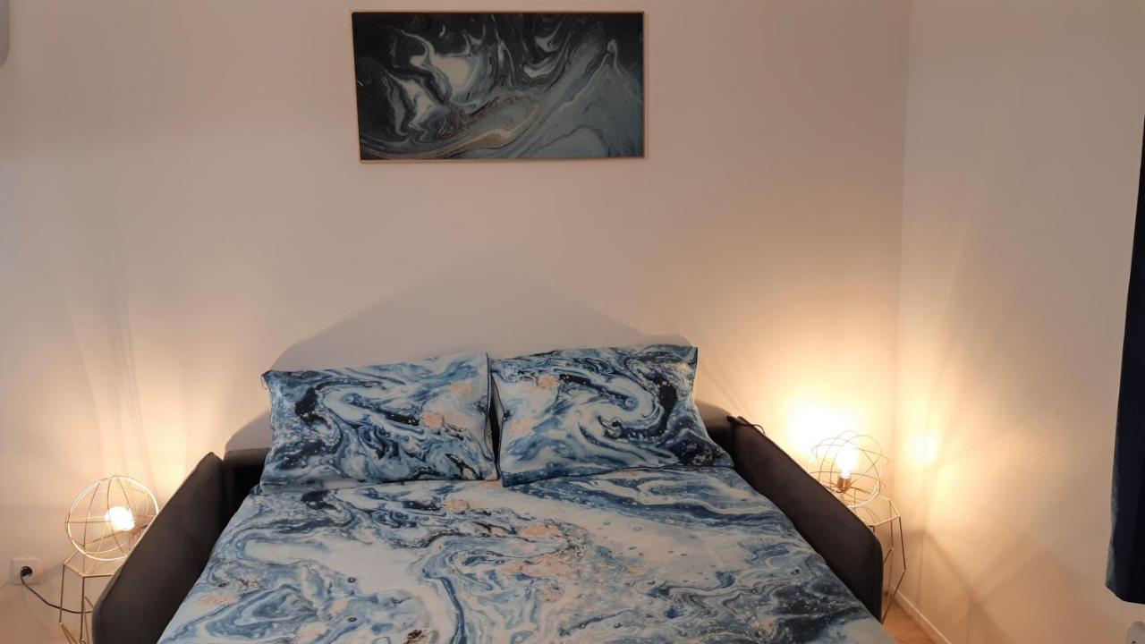 "Monplaisir", Parking, Canape-Lit Neuf Confortable, Ideal Voyages D'Affaires Et Tourisme, Proximite Commerces, Gare, Universite Lyon 3 , Tram T2, T4 Et C25 Apartment Bagian luar foto