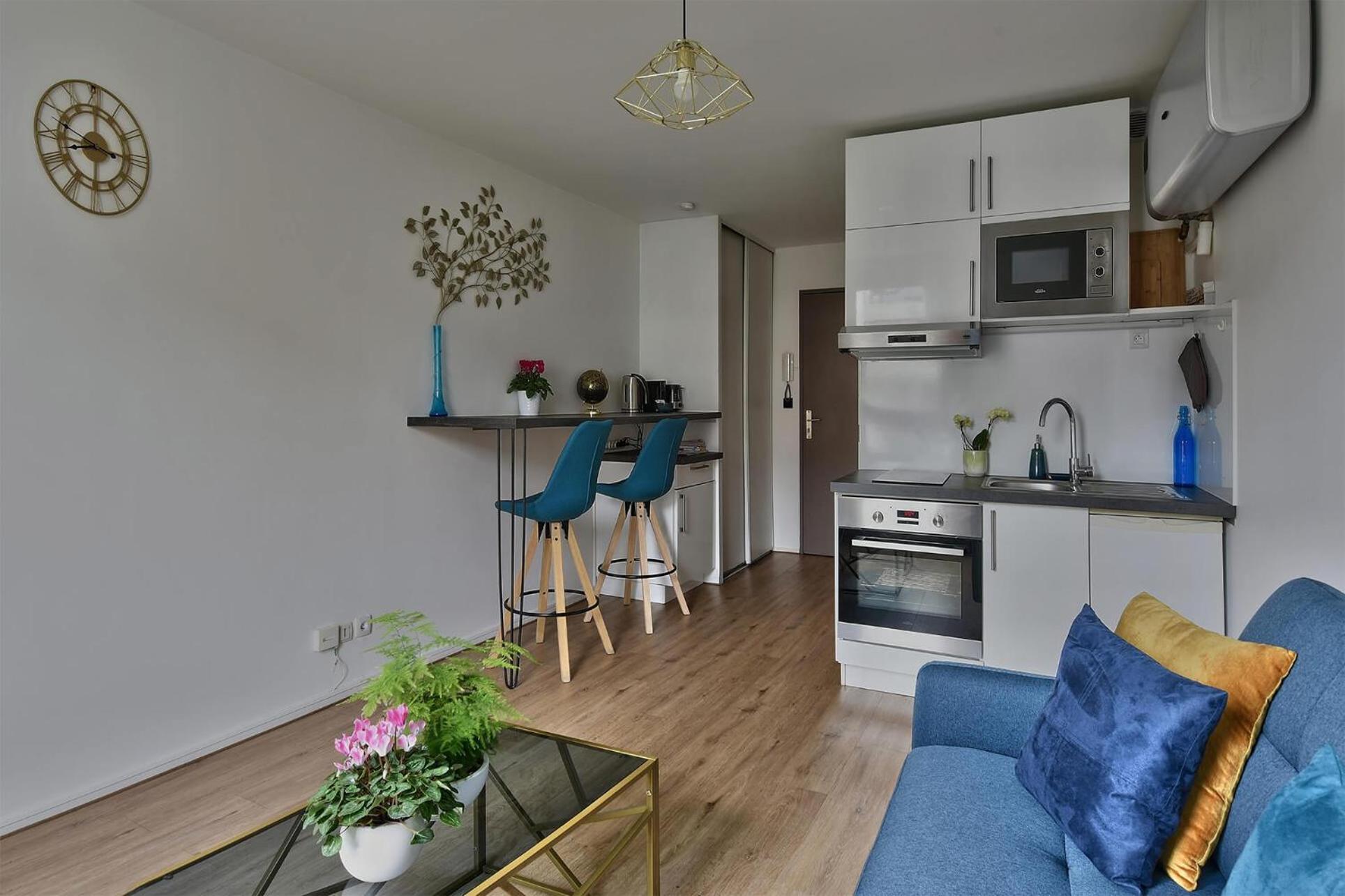 "Monplaisir", Parking, Canape-Lit Neuf Confortable, Ideal Voyages D'Affaires Et Tourisme, Proximite Commerces, Gare, Universite Lyon 3 , Tram T2, T4 Et C25 Apartment Bagian luar foto